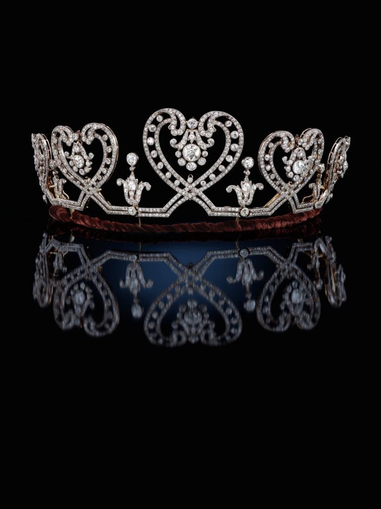Diamond tiara (early 20th century). Designed as a series of graduated scrolling, openwork stylized ribbon heart motifs, set throughout with diamonds. Photo courtesy of Sotheby's London. 