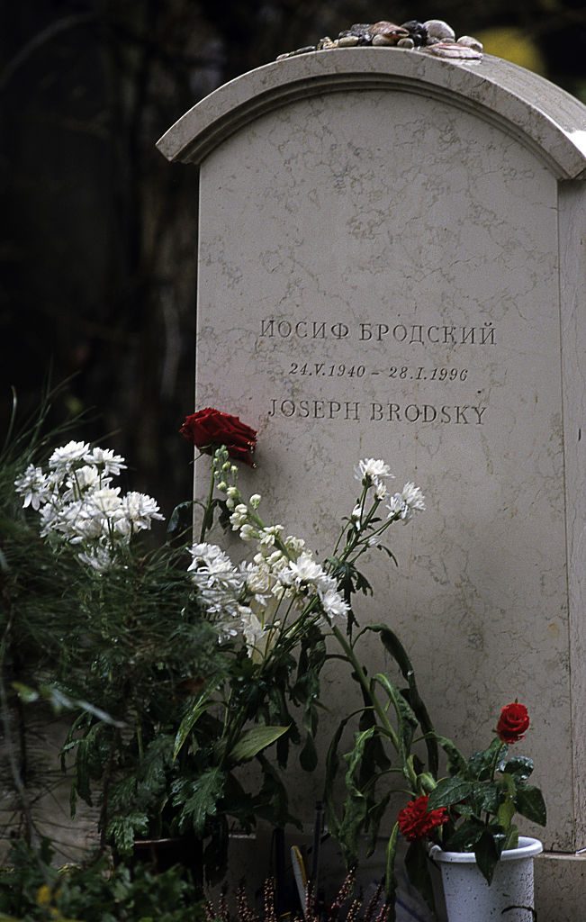 The headstone of author Joseph Brodsky, in San Michele cemetery. Photo: Mayall/ullstein bild via Getty Images.