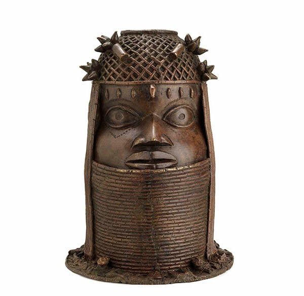 Oba head Africa, West Africa, Nigeria, Edo State, Benin (19th century). Glasgow Museums Collection.