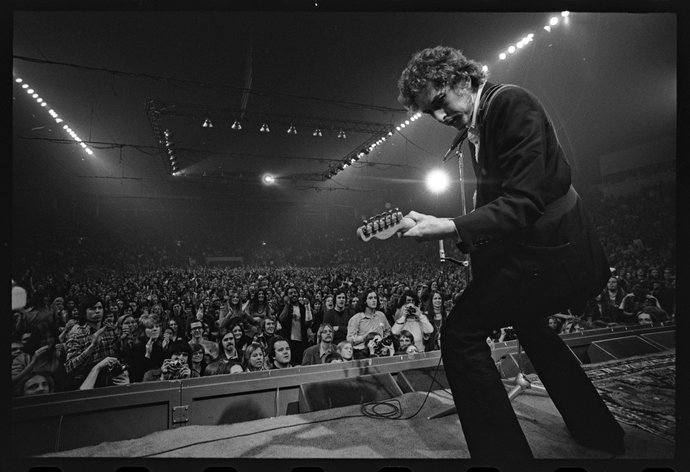 Bob Dylan On Stage 1974 Photo Credit Barry Feinstein 