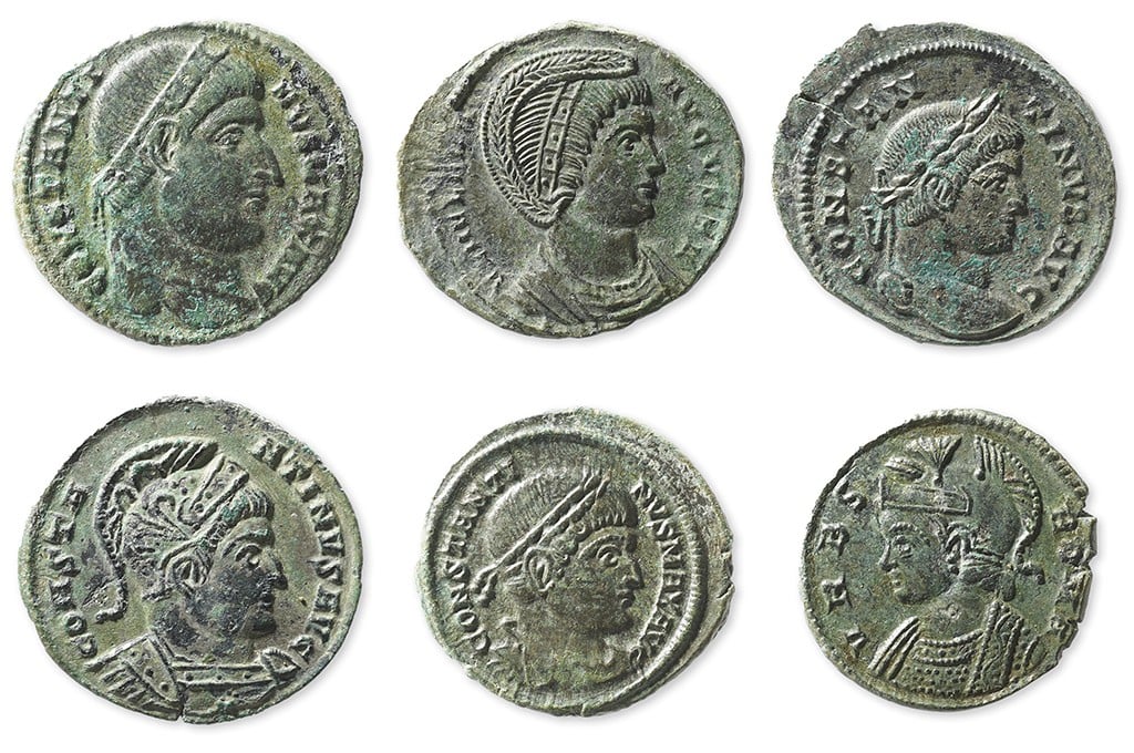 Ein Schweizer Metalldetektor hat eine handgefertigte Goldvase entdeckt, die mit 1.300 sehr seltenen römischen Münzen gefüllt ist