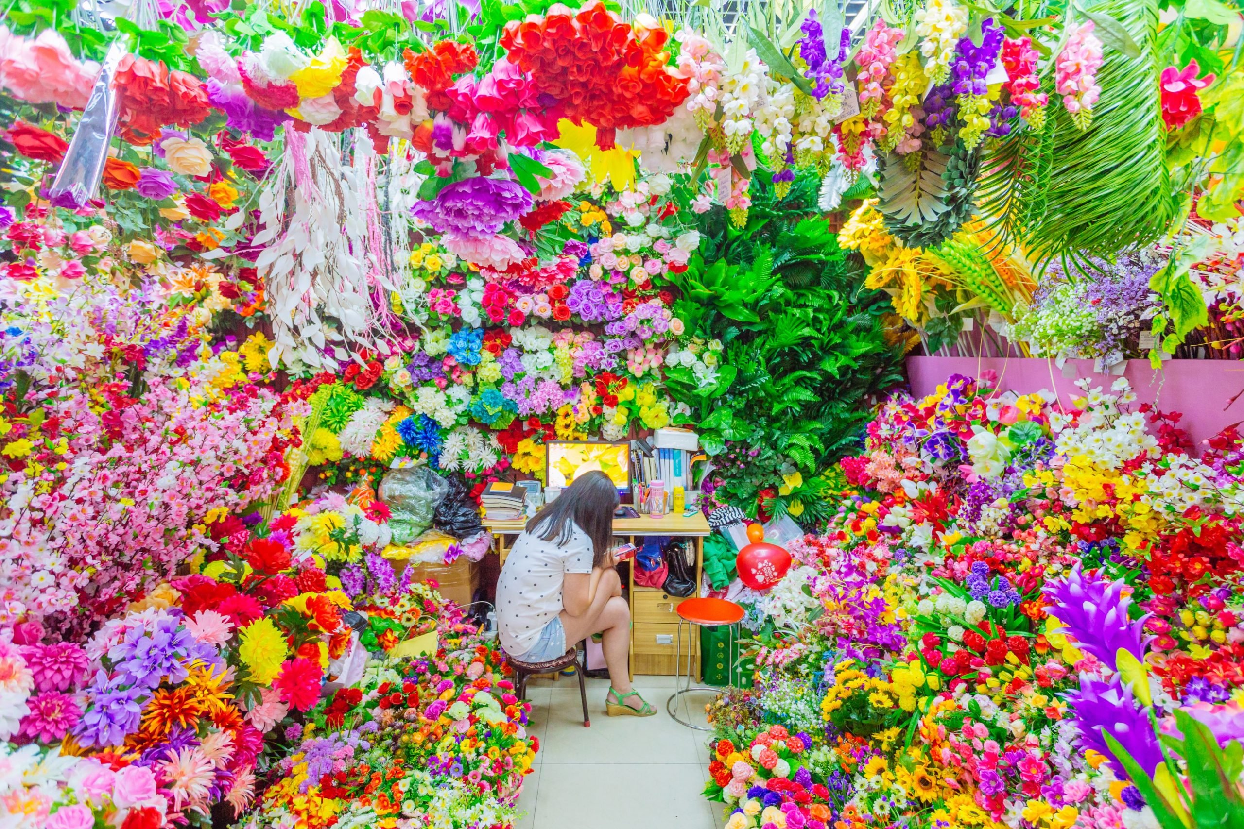 Richard John Seymour, from the series "Yiwu Commodity City" (2015), at the Vitra Design Museum. © Richard John Seymour.