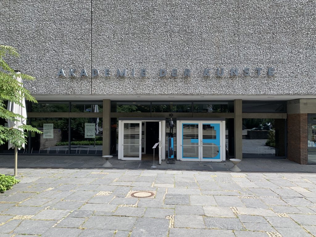 Akademie der Künste, Hanseatenweg