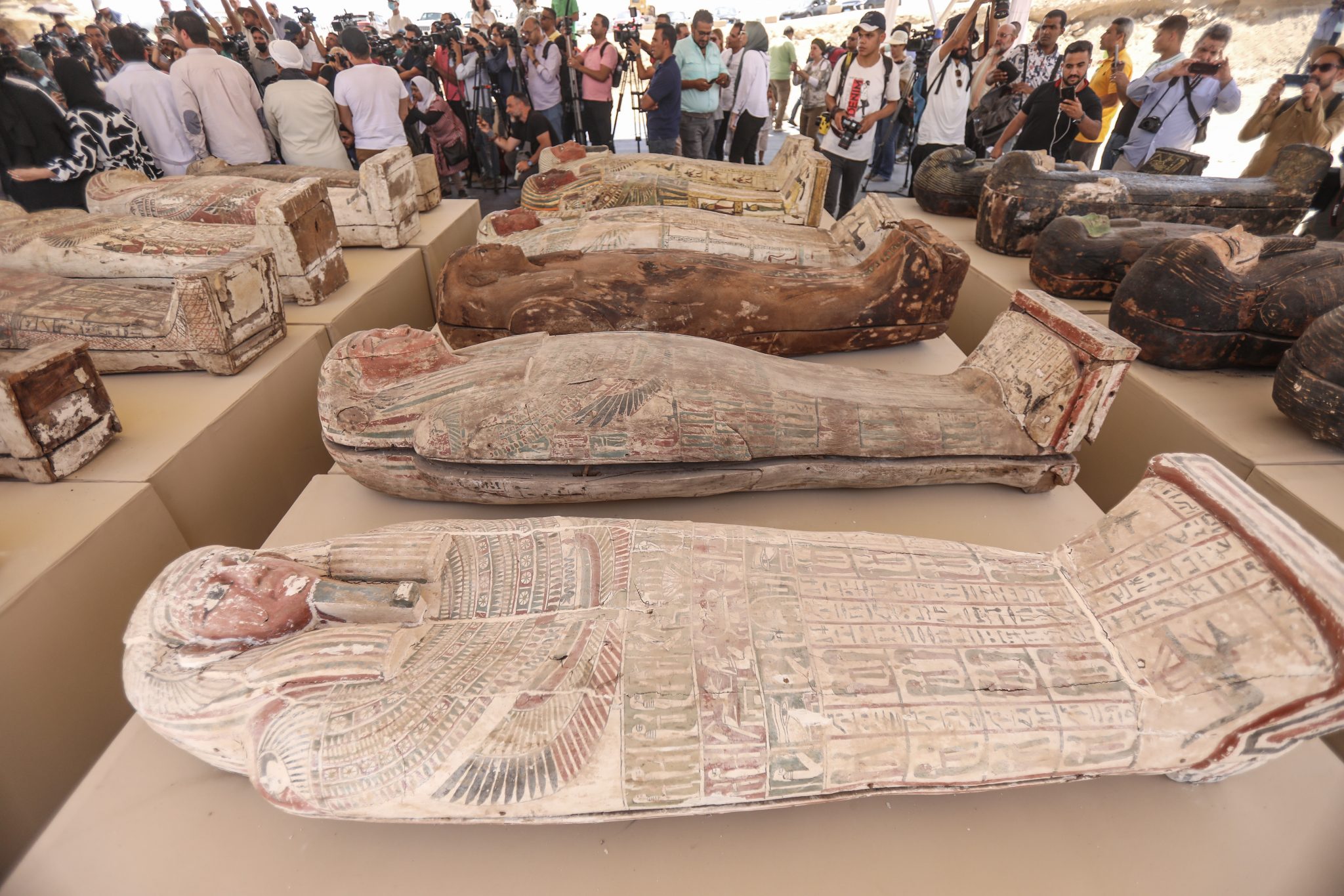 In Pictures: See Images of the Hundreds of Flawlessly Preserved Mummies ...