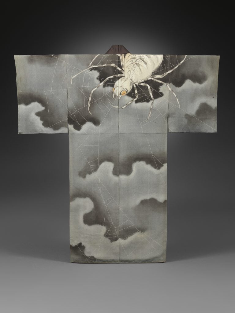 Man in kimono (nagajuban) with spider and cobweb.  Taishō period (1912–26)–Shōwa (1926–89), 1920–30.  Crepe silk (chirimen) with freehand paste-resistant dyeing (yūzen).  Promised Gift of John C. Weber.  Photo by Paul Lachenauer, courtesy of The Met.
