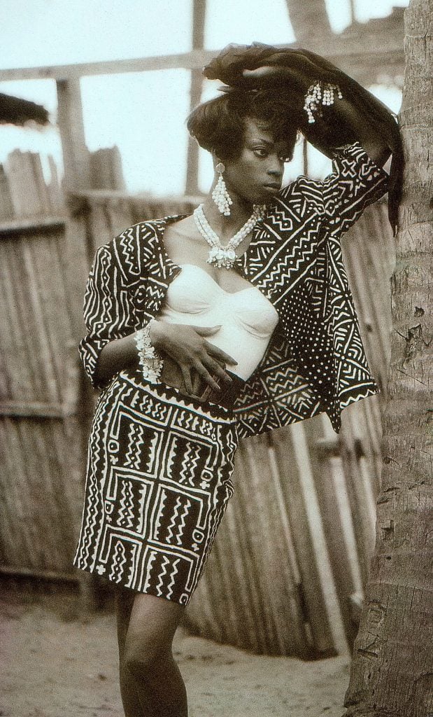 A look from the late Malian designer Chris Seydou. © Nabil Zorkot.
