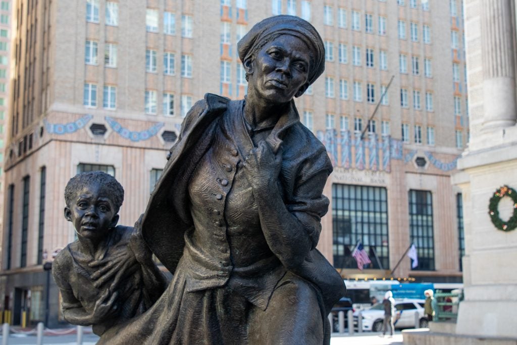 Wesley Wofford, Harriet Tubman: The Journey to Freedom in Philadelphia. Photo by Albert Lee, courtesy of the city of Philadelphia.