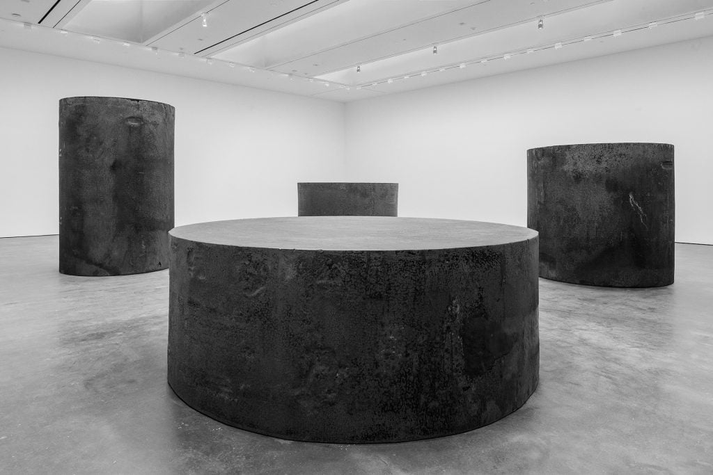 Richard Serra, <i>Four Rounds: Equal Weight, Unequal Measure</i> (2017). © 2022 Richard Serra / Artists Rights Society (ARS), New York. Photo: Cristiano Mascaro, Courtesy David Zwirner, New York/London