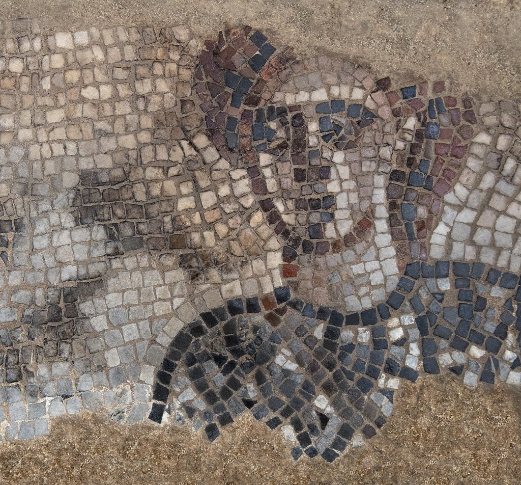 <p class="font_7"><a href="https://news.artnet.com/art-world/the-earliest-known-images-of-two-badass-biblical-heroines-deborah-and-jael-are-uncovered-by-archaeologists-in-israel-2145766"><u>The earliest known images of two badass Biblical heroines, Deborah and Jael, are uncvoered by Archaeologists in Israel</u></a></p>