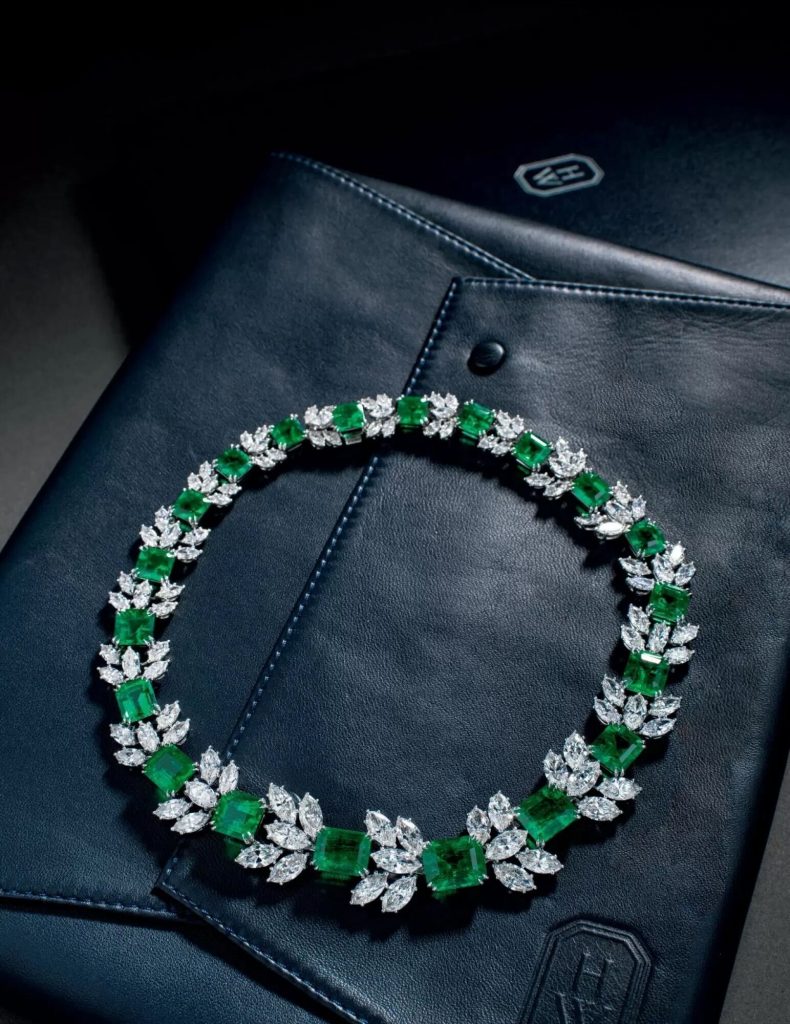 Harry Winston, 65.75 Carat Colombian No Oil Emerald and Diamond Necklace