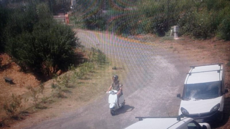 A 33-year-old Australian tourist riding a moped into Pompeii, as captured by CCTV footage. Security officers apprehended him shortly after his illegal entrance to the archaeological site. Photo courtesy of the Archaeological Park of Pompeii.