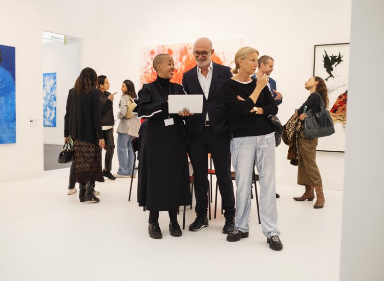 Frieze Opens to a Flood of Hungry Collectors, Calming Fears That ...