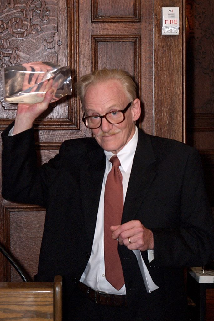 Peter Schjeldahl accepts the Clark Prize, September 10, 2008 in New York City. Photo by Jonathan Zeigler/Patrick McMullan via Getty Images.