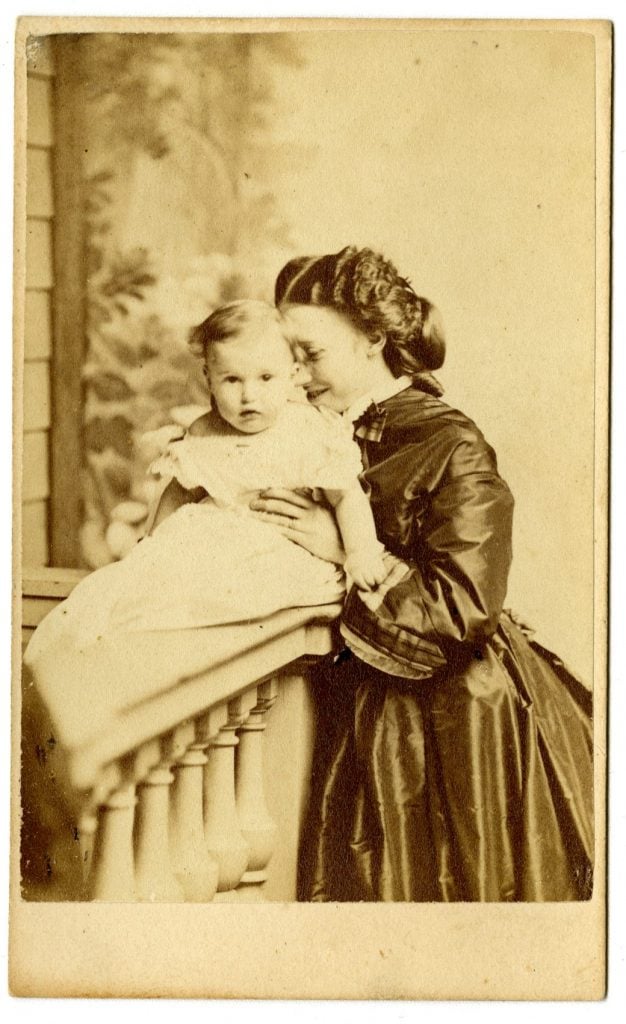 Isabella Stewart Gardner and her son, Jackie, (1864). Photo by John Adams Whipple. Collection of the Isabella Stewart Gardner Museum, Boston.