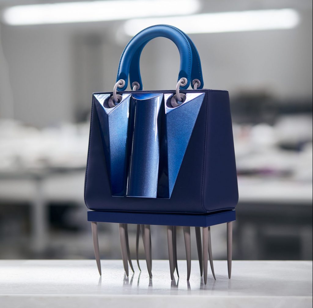 Discover the futuristic handbag from Dior for 2022