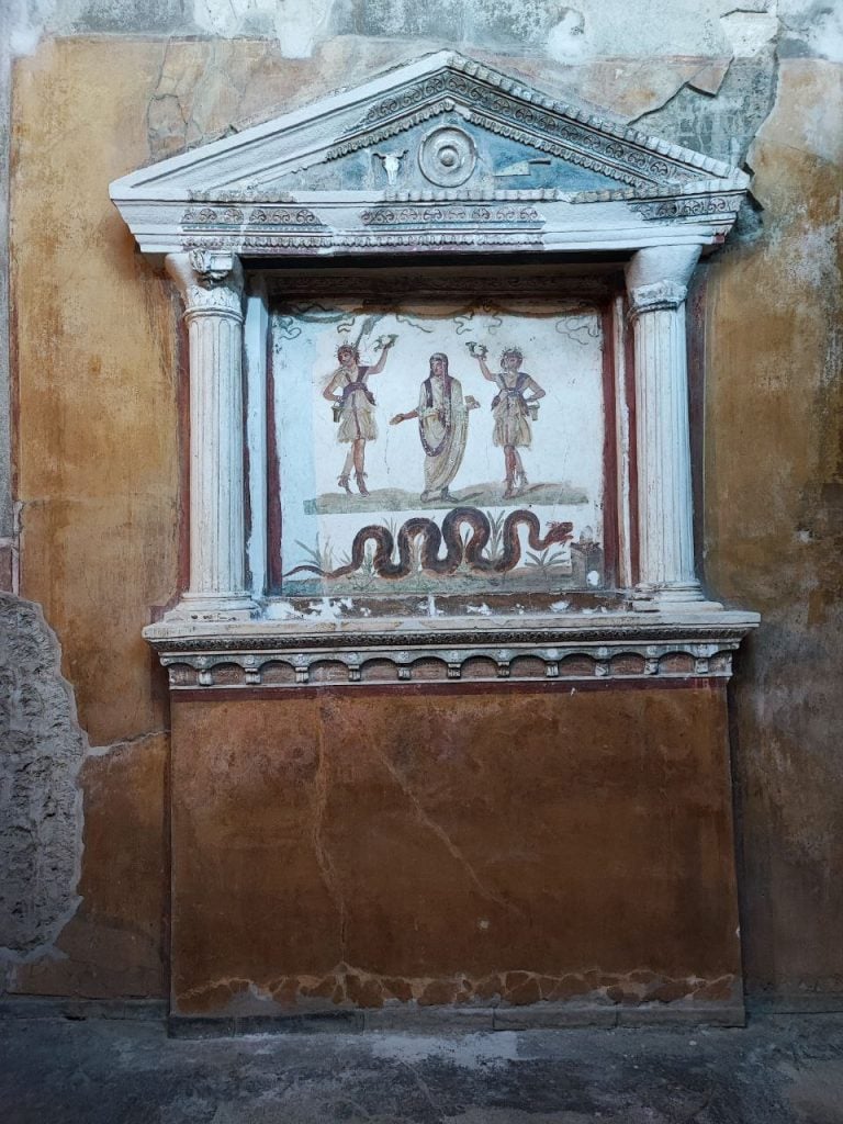 A fresco at the House of the Vettii in Pompeii. Photo by Silvia Vacca, courtesy of the Archaeological Park of Pompeii.