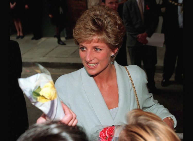 Art Industry News: Princess Diana’s Turbulent Personal Letters Sell at ...