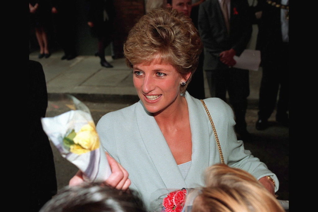 Art Industry News: Princess Diana’s Turbulent Personal Letters Sell at ...