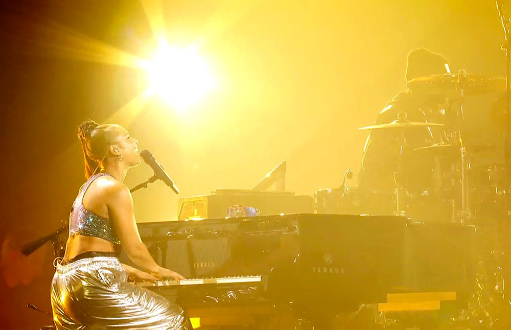 Alicia Keys performs on her iconic piano for "The Art of Genius" event. Courtesy of Moncler.