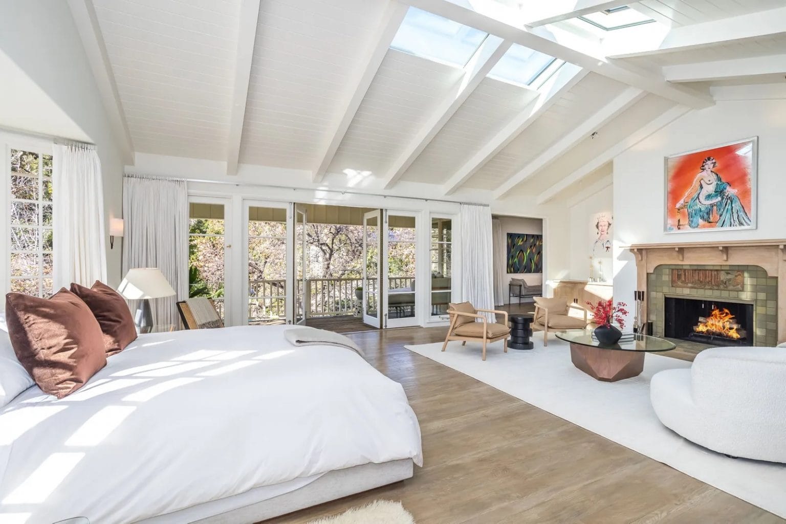 See Inside Actor Jim Carrey’s Art-Filled Home, Now on the Market for ...