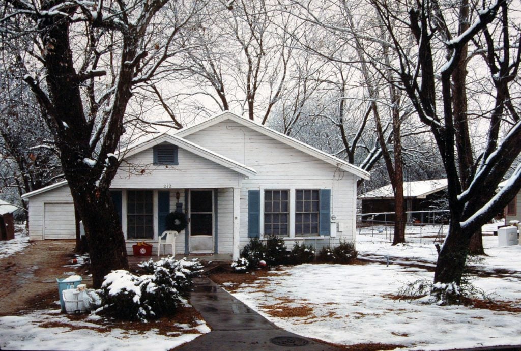 Rod Penner, House with Snow (1998). Courtesy of Louis K. Meisel Gallery.