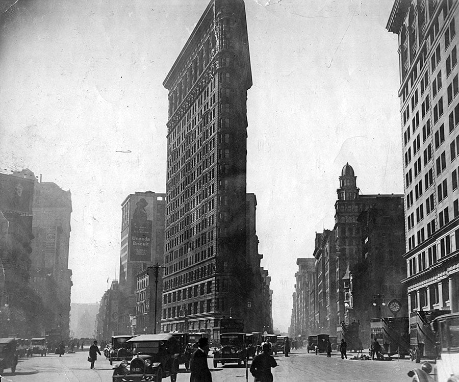 The Fuller Building (built in 1902), known as the 'Flatiron' Building, on Broadway, Fifth Avenue and 23rd Street, New York City. (Photo by General Photographic Agency/Getty Images)