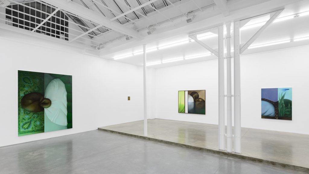 Installation view "Remaining Parts" 2022. Courtesy of Galerie Derouillon.
