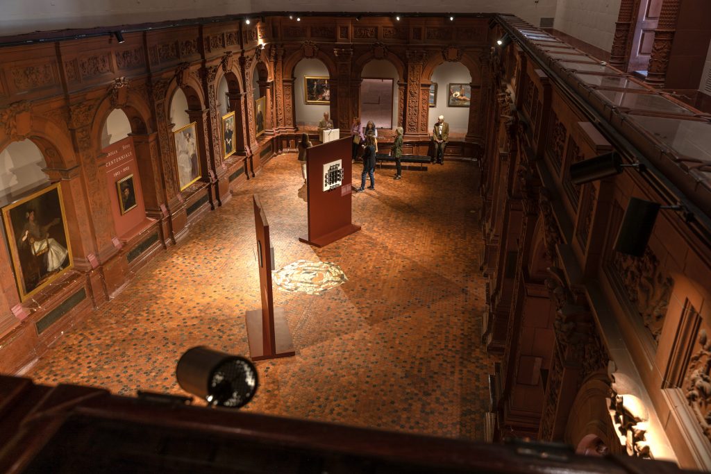 The newly renovated Main Court at the Hispanic Society Museum and Library, with an exhibition celebrating the centennials of Joaquín Sorolla and Jesús Rafael Soto. Photo by Alfonso Lozano, courtesy of the Hispanic Society Museum and Library.
