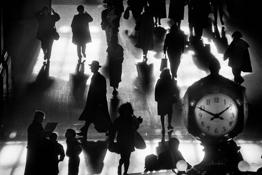 Richard Sandler, Grand Central Terminal, NYC (1990). Courtesy of Avant Gallery.