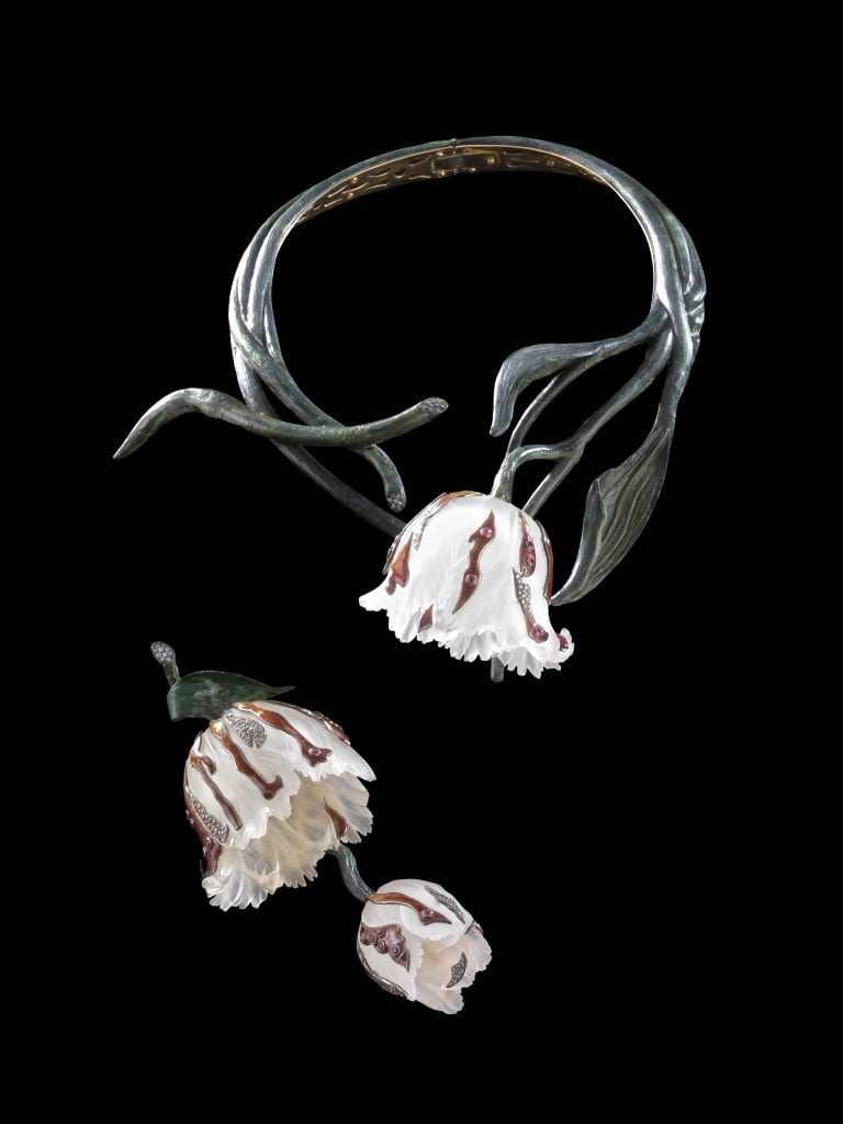 "Jewels in a Gem: Luz Camino, <em>Tulip necklace and brooch</em> (2006). Rock crystal, enamel, diamonds, bronze, gold, and silver. Collection of Ella Cisneros. Photo courtesy of the Hispanic Society Museum and Library.