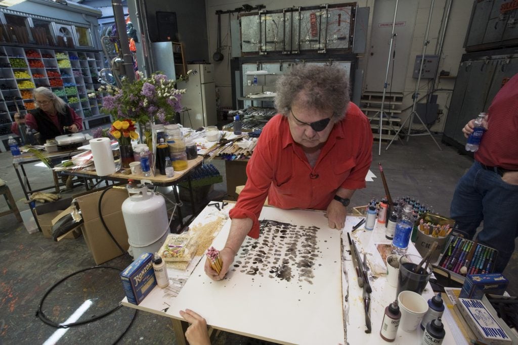Dale Chihuly at the Boathouse, his Seattle studio. Photo ©Chihuly Studio.