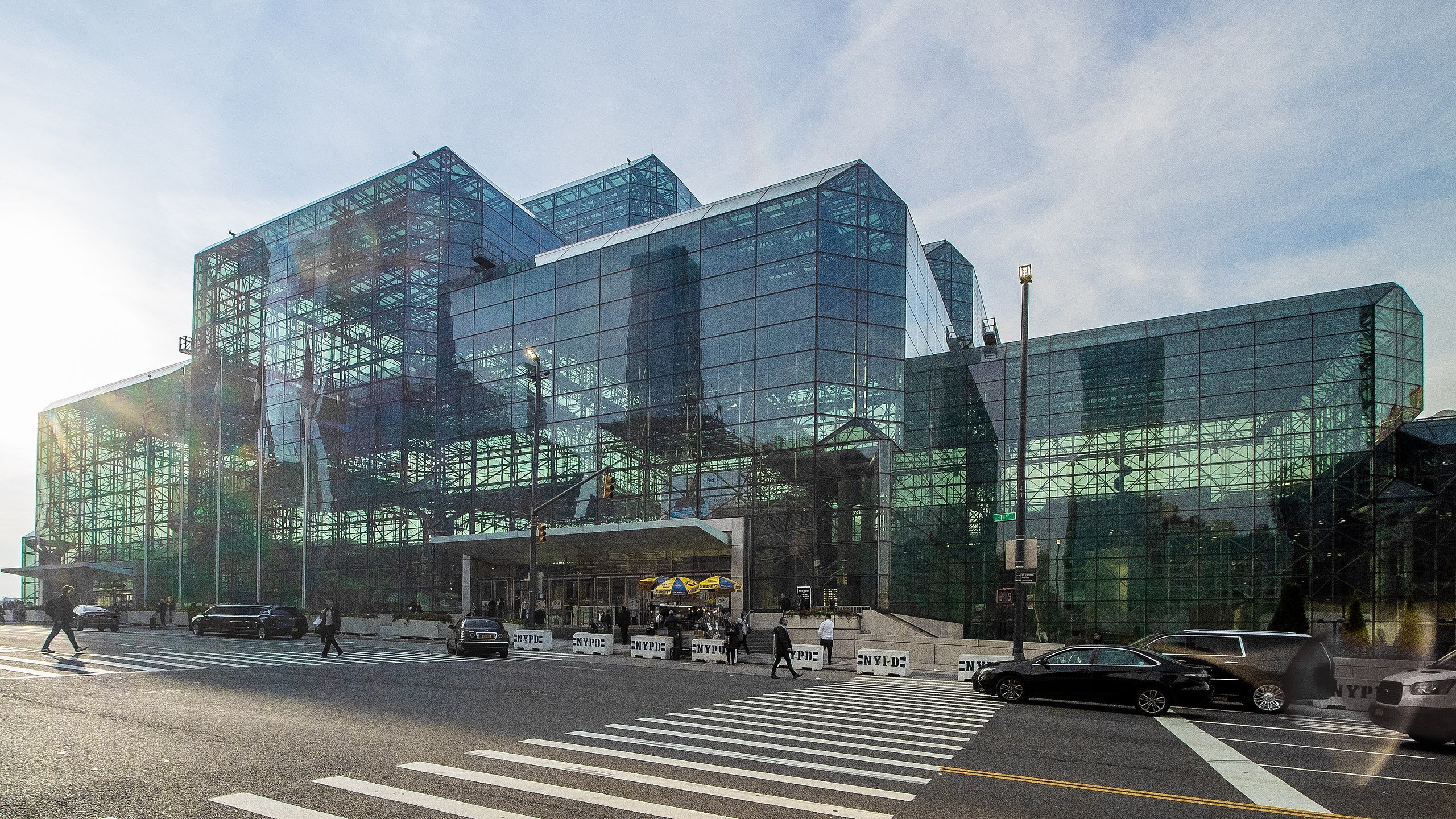 New York's Jacob K. Javits Convention Center. Photo by Ajay Suresh, Creative Commons Attribution 2.0 Generic license.