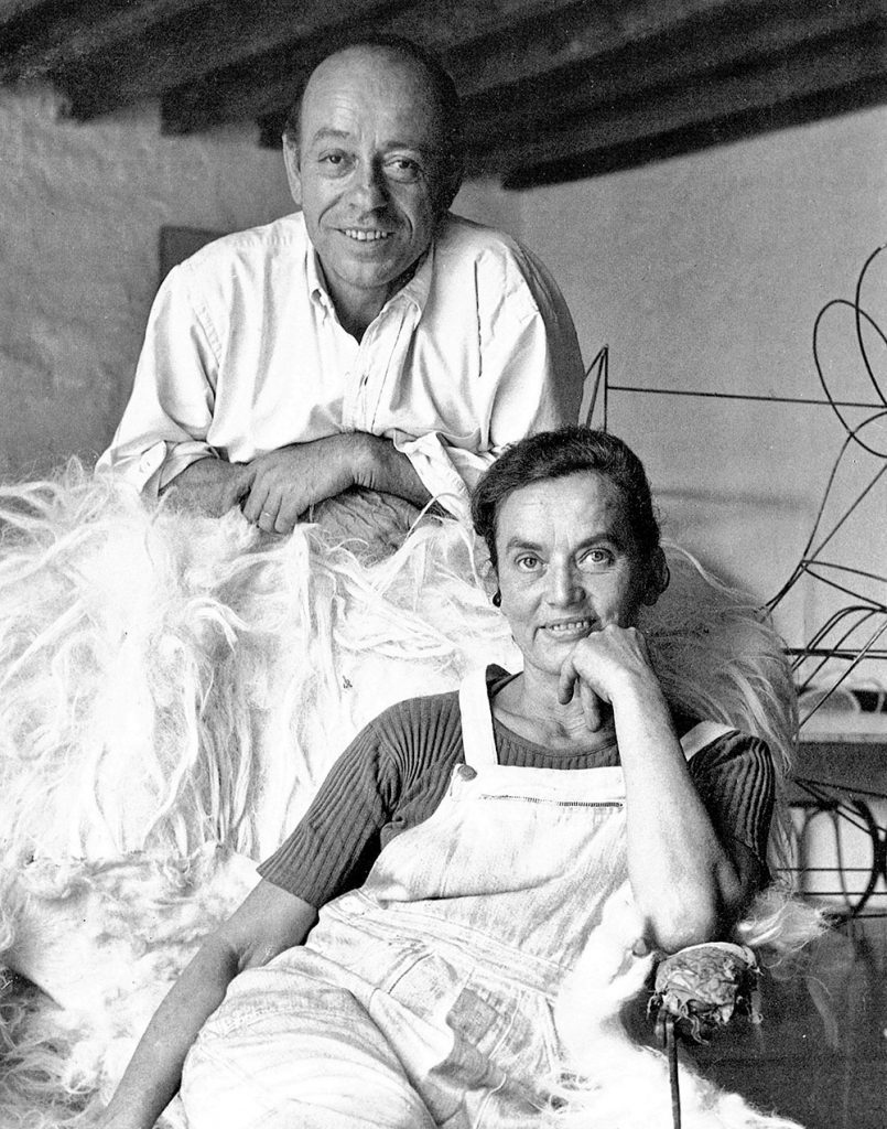 Les Lalannes in their Ury home and studio. © Archives Lalanne.