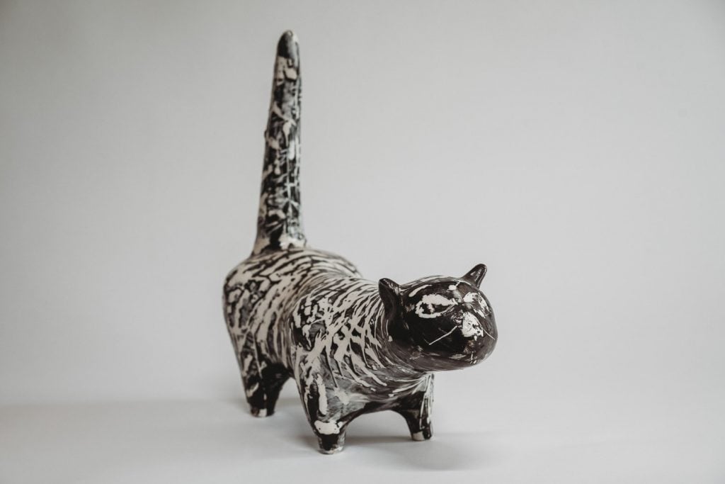 A ceramic cat and other objects David Hockney made and gifted to a couple who once aided him while hitchhiking will sell at auction on October 23. Photo courtesy of Stacey's Auctioneers and Valuers.
