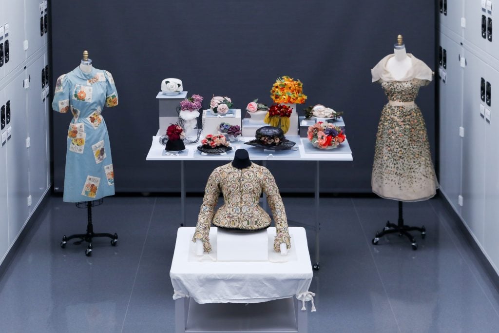 The Costume Institute Conservation Lab in the Anna Wintour Costume Center. Photo courtesy of the Metropolitan Museum of Art, BFA.com/Hippolyte Petit.