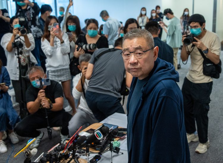 Mega Collector Joseph Lau Shoots Down Rumors That His Wife Lost Him