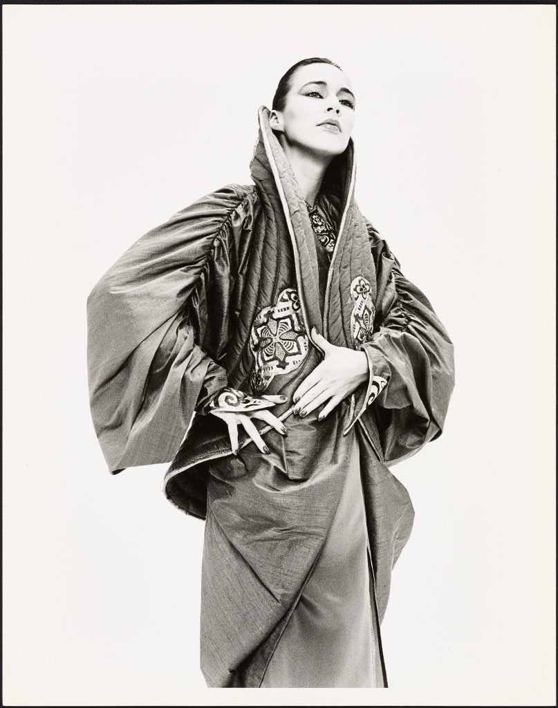 A Kaisik Wong ensemble. Photo courtesy of the Fine Arts Museums of San Francisco.