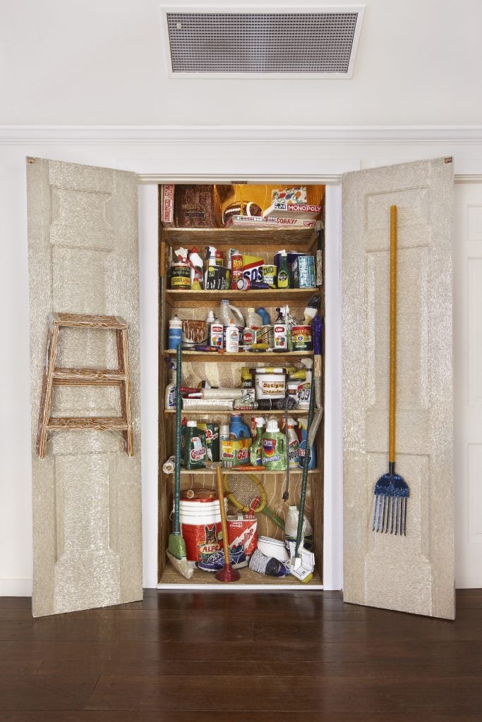 Liza Lou, <em>Closet</em> (1997–98). Collection of the National Gallery of Art, Washington, D.C. Gift of Sherry and Joel Mallin.