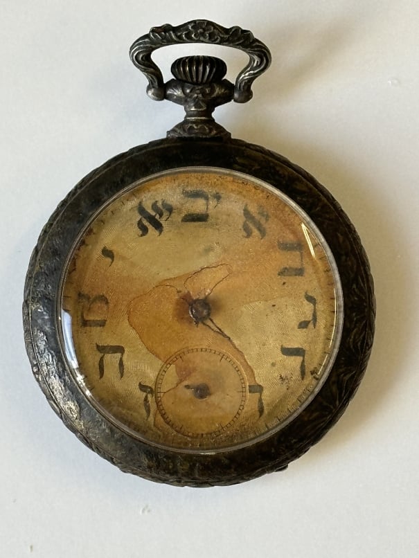 The sale also included a pocket watch recovered from second-class passenger and shipwreck victim Sinai Kantor. Photo courtesy of Henry Aldridge & Son.