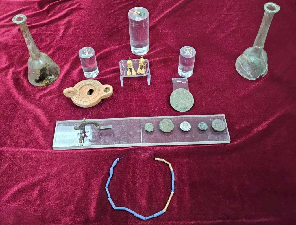 Roman-era artifacts were found by a farmer in the Bulgarian village of Nova Varbovka