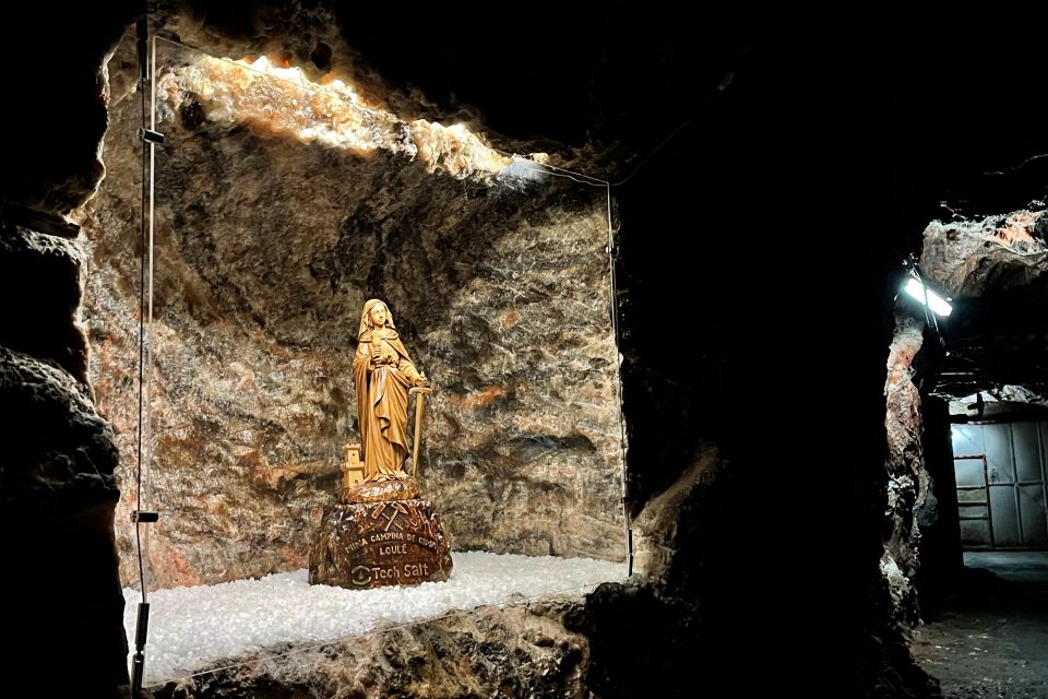Saint Barbara statuette in Campina de mine. Image via My Guide Algarve.