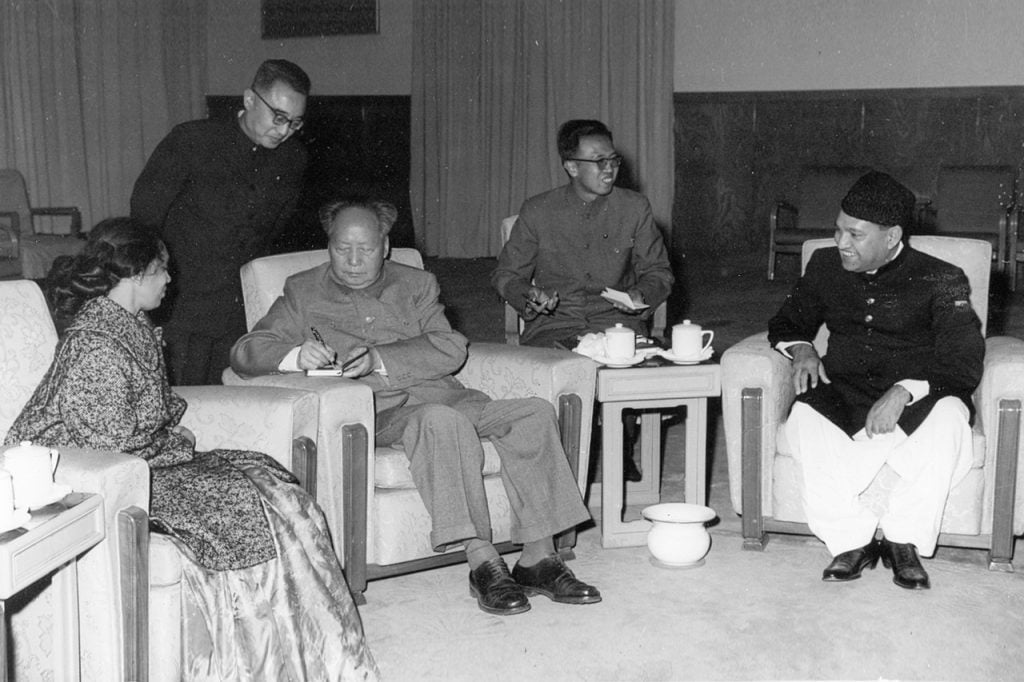 Chairman Mao signing RR Auction's 'Little Red Book' for Foreign Minister Sharifuddin Pirzada (1966).