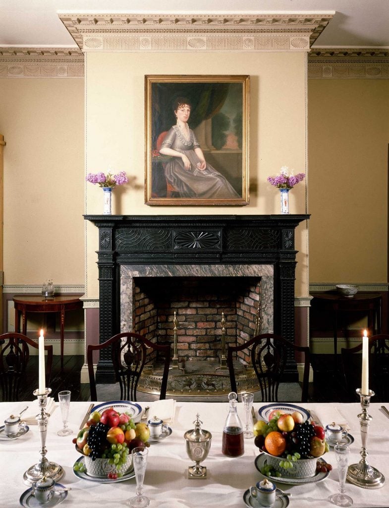 The dining room from an American plantation.