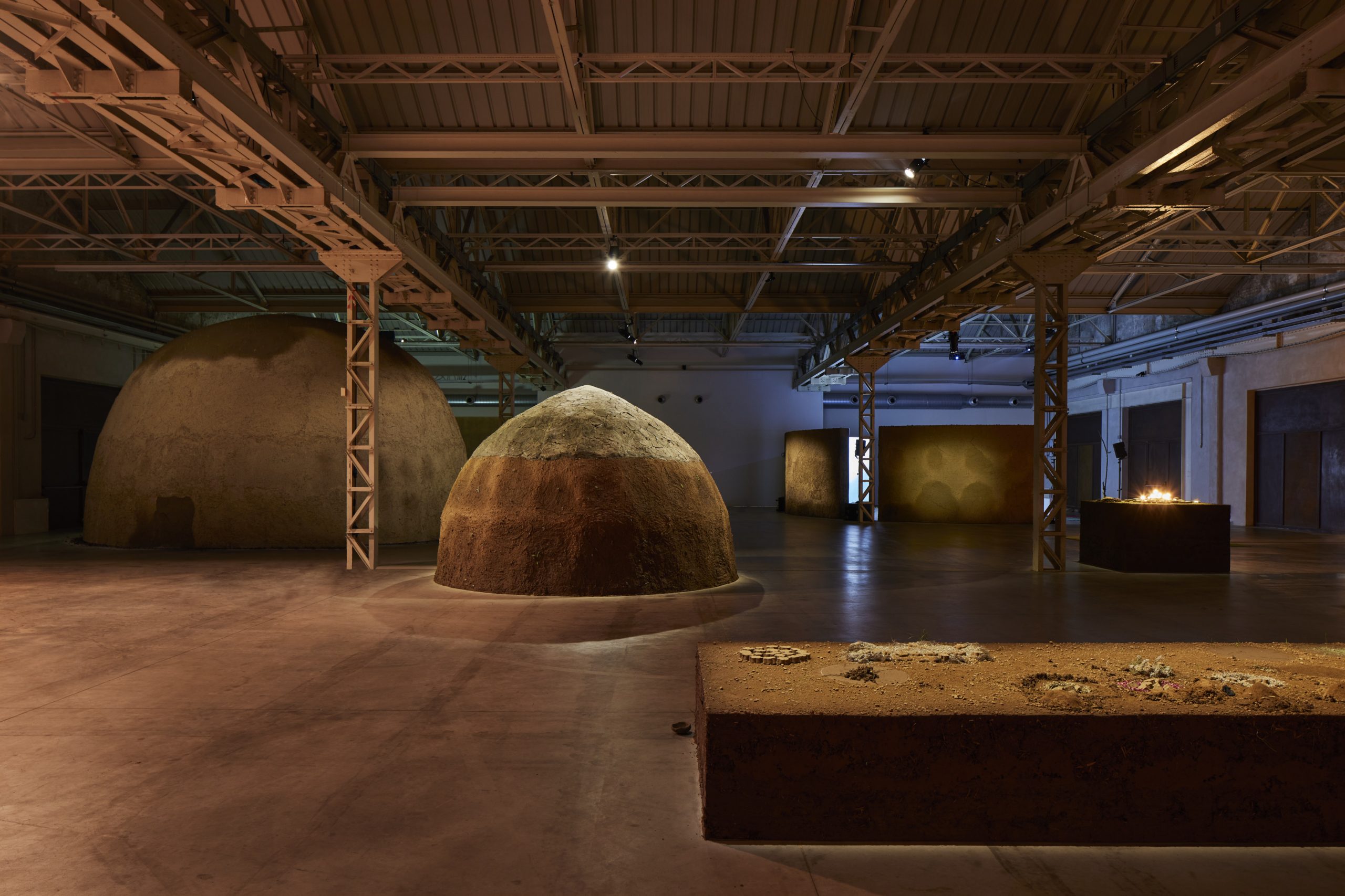 Dineo Seshee Bopape’s exhibition “Born in the first light of the morning [moswara’marapo]” at Pirelli HangarBicocca in Milan. Photo: Agostino Osio, courtesy the artist and Pirelli HangarBicocca, Milan.