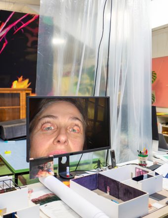 アート・デザイン・音楽 Pipilotti Rist, Congratulations!, 2007. Pipilotti Rist – Congratulations! - Magasin III