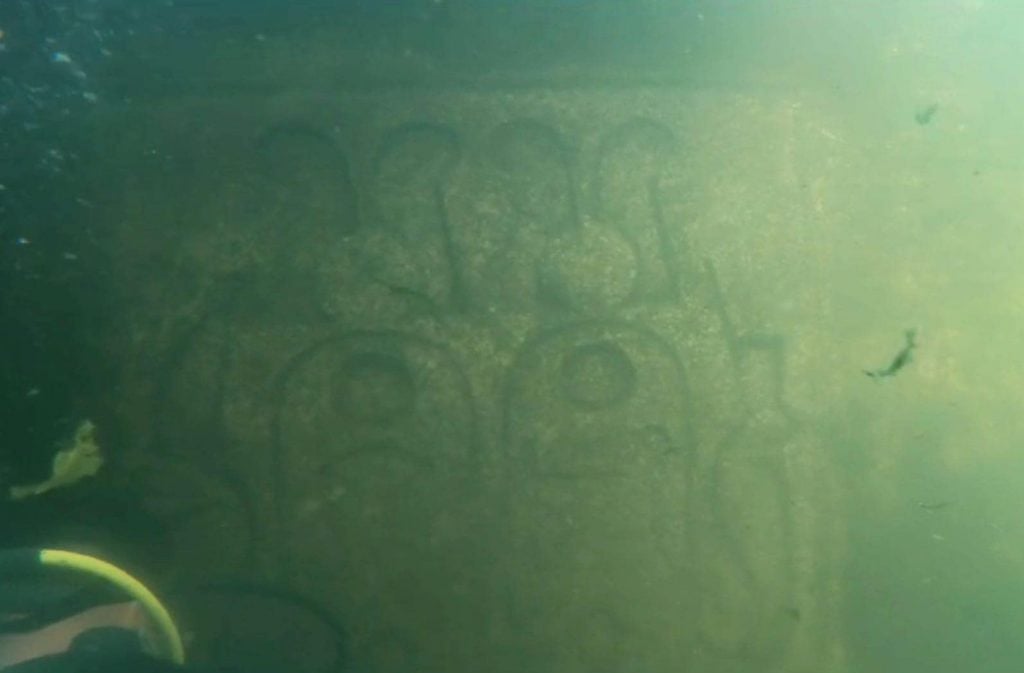 underwater Aswan carvings