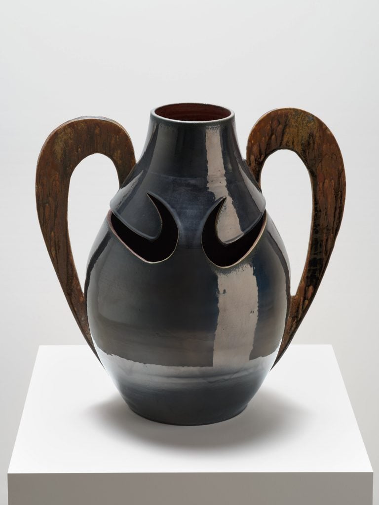 Sculpture in the shape of an ancient greek amphora, included in the artnet gallery network artists to follow roundup.