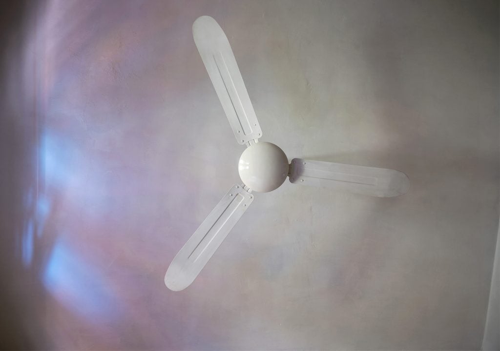 image of a ceiling fan