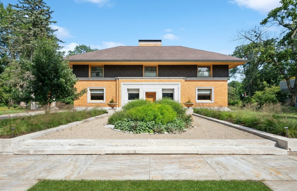 the exterior of Frank Lloyd Wright's house appearing symmetrical