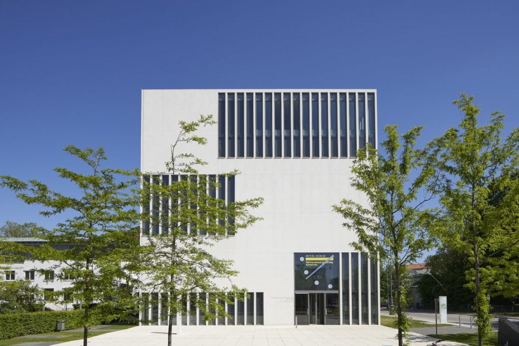 A square, squat building housing the Nazi museum in Munich